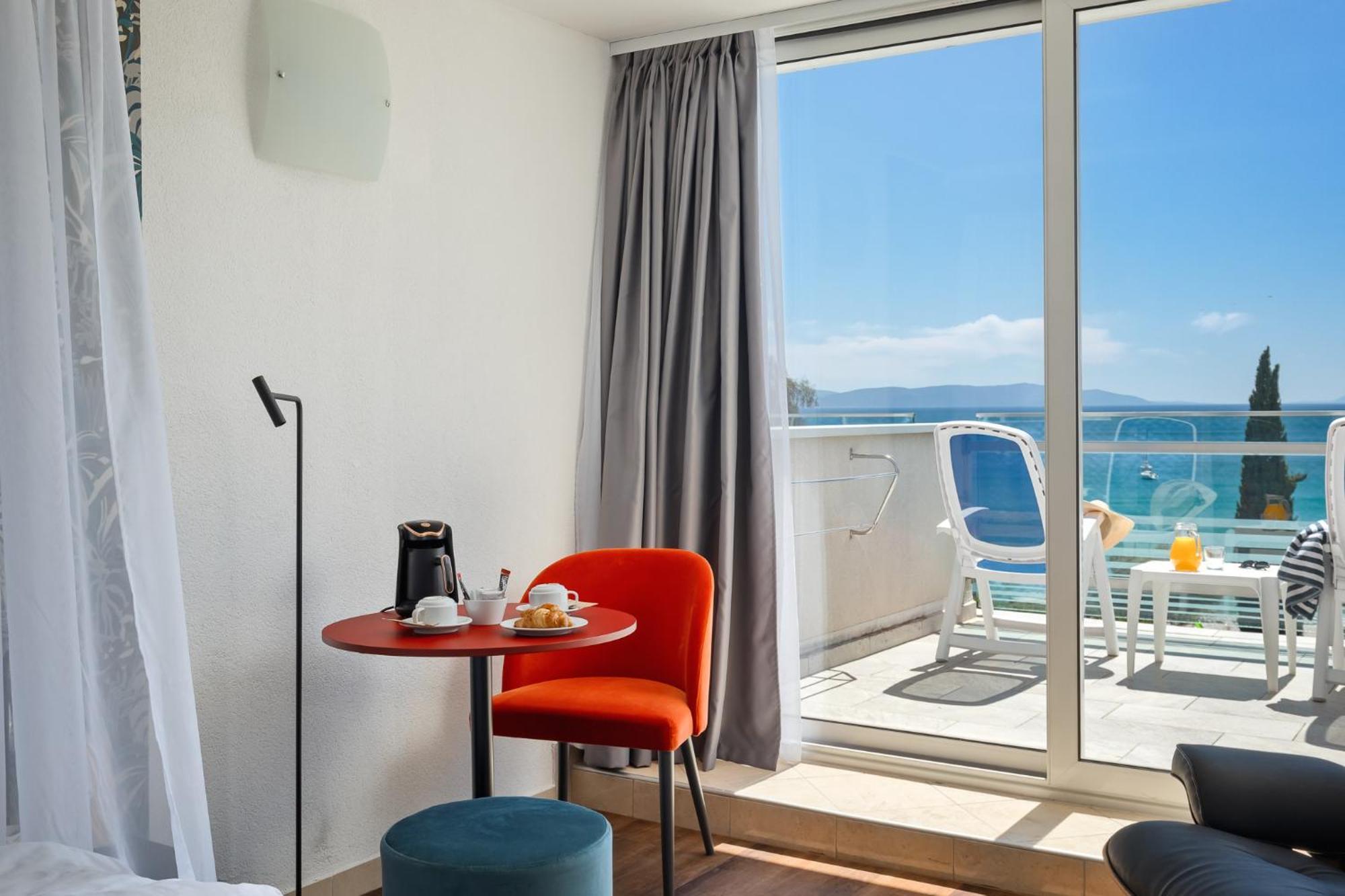 Hotel Mimosa Lido Palace - Maslinica Hotels & Resorts Рабац Экстерьер фото